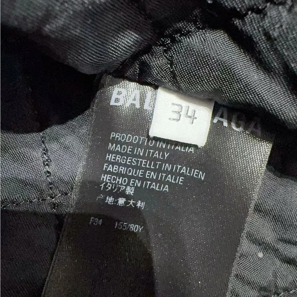 Authentic Balenciaga Black and White Fleece Jacket - Picture 4 of 5